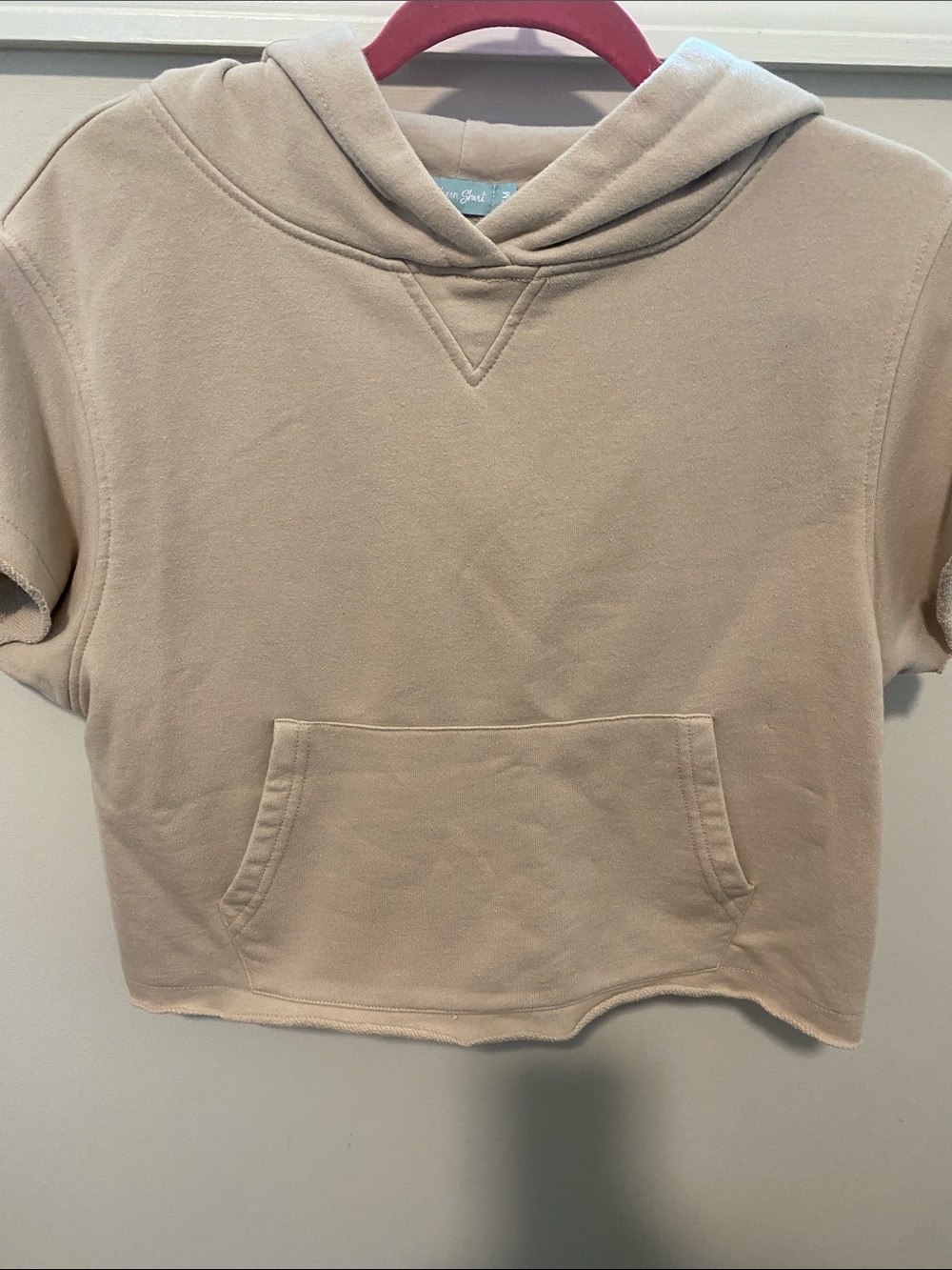 NWOT CROPPED MUSCLE SWEATSHIRT HOODIE
